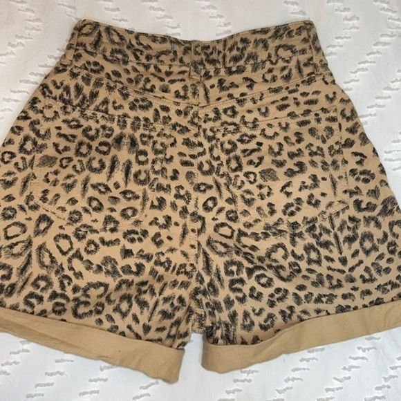 We the Free cheetah shorts - high waist sz 25‎ - Picture 4 of 9